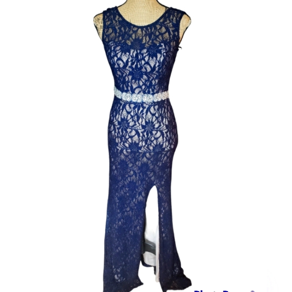Lace dress